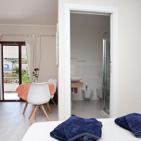 B&B Lu Lioni San Teodoro  Extérieur photo