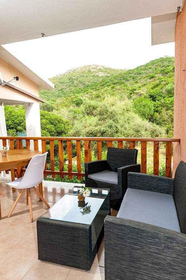 B&B Lu Lioni San Teodoro  Extérieur photo