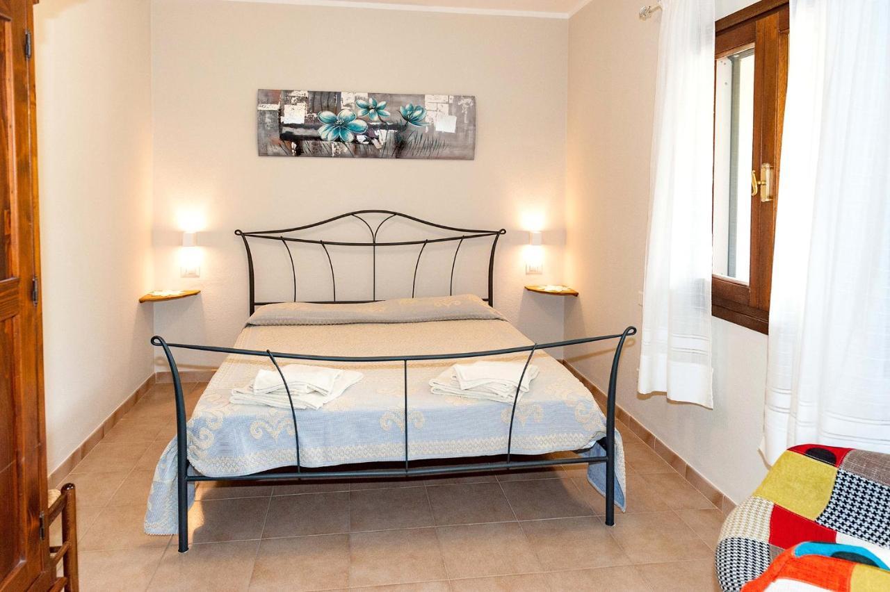 B&B Lu Lioni San Teodoro  Extérieur photo