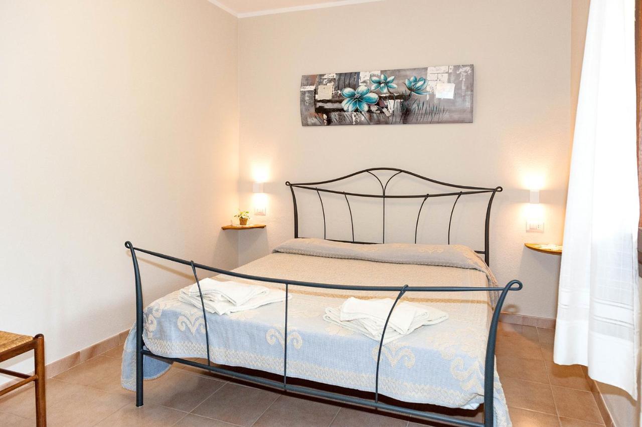 B&B Lu Lioni San Teodoro  Extérieur photo