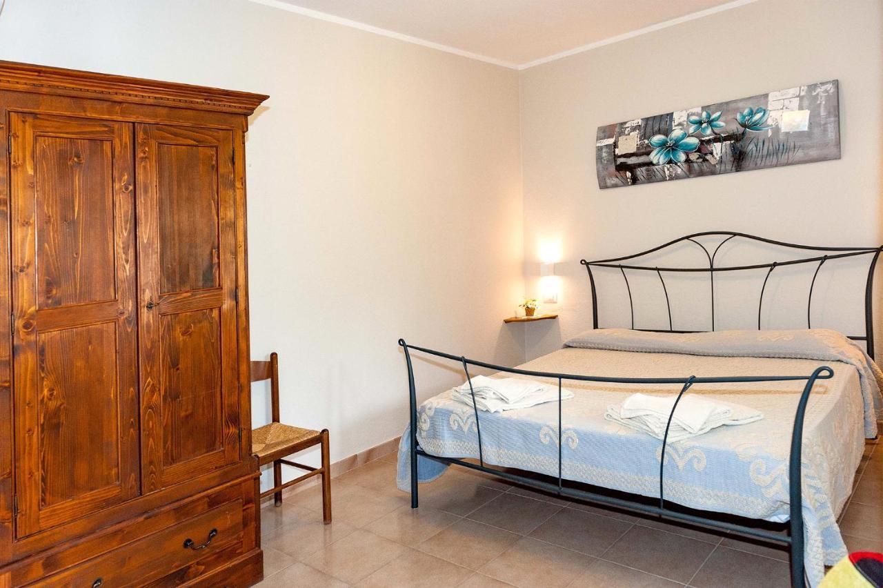 B&B Lu Lioni San Teodoro  Extérieur photo