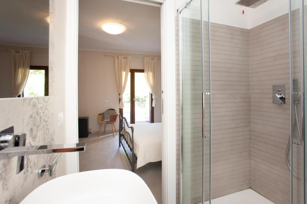 B&B Lu Lioni San Teodoro  Extérieur photo