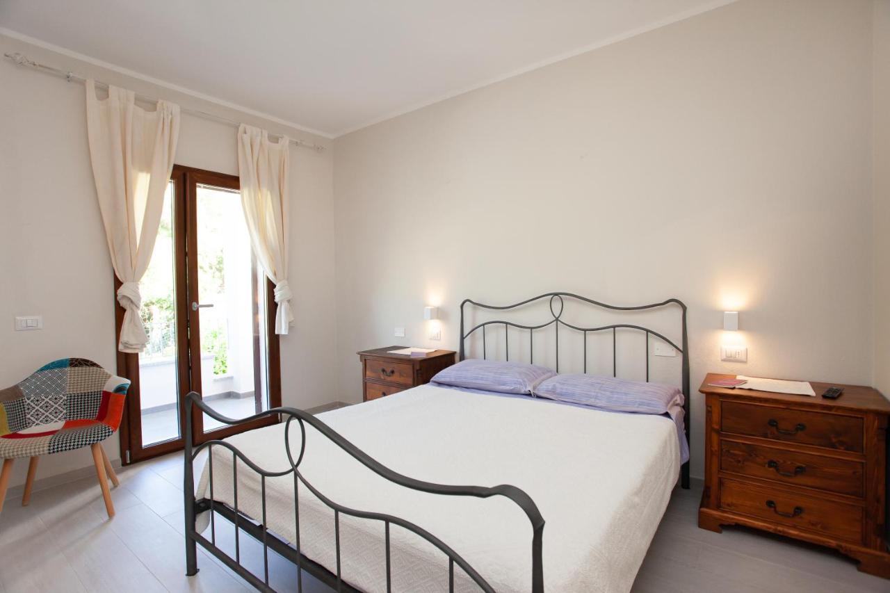 B&B Lu Lioni San Teodoro  Extérieur photo