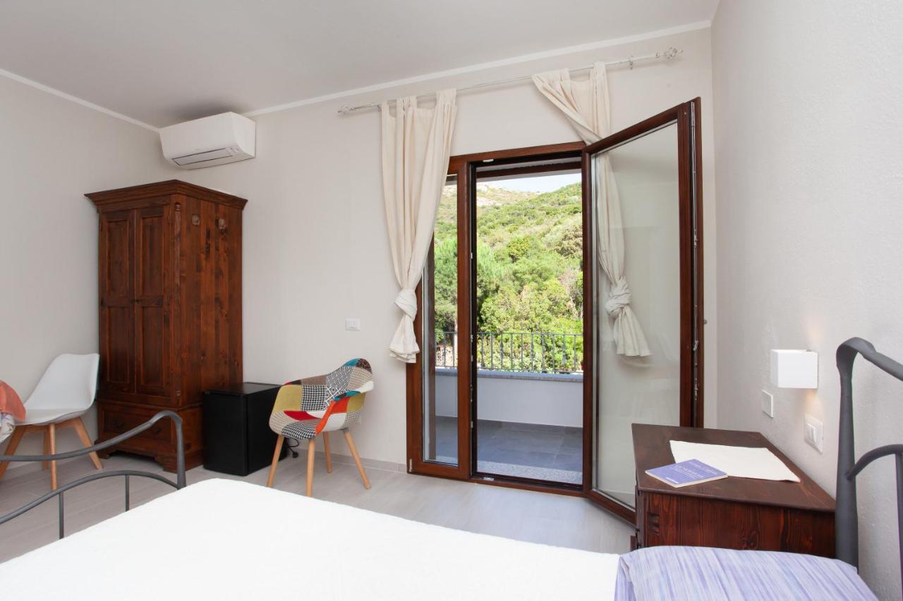 B&B Lu Lioni San Teodoro  Extérieur photo