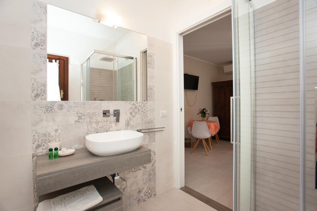 B&B Lu Lioni San Teodoro  Extérieur photo