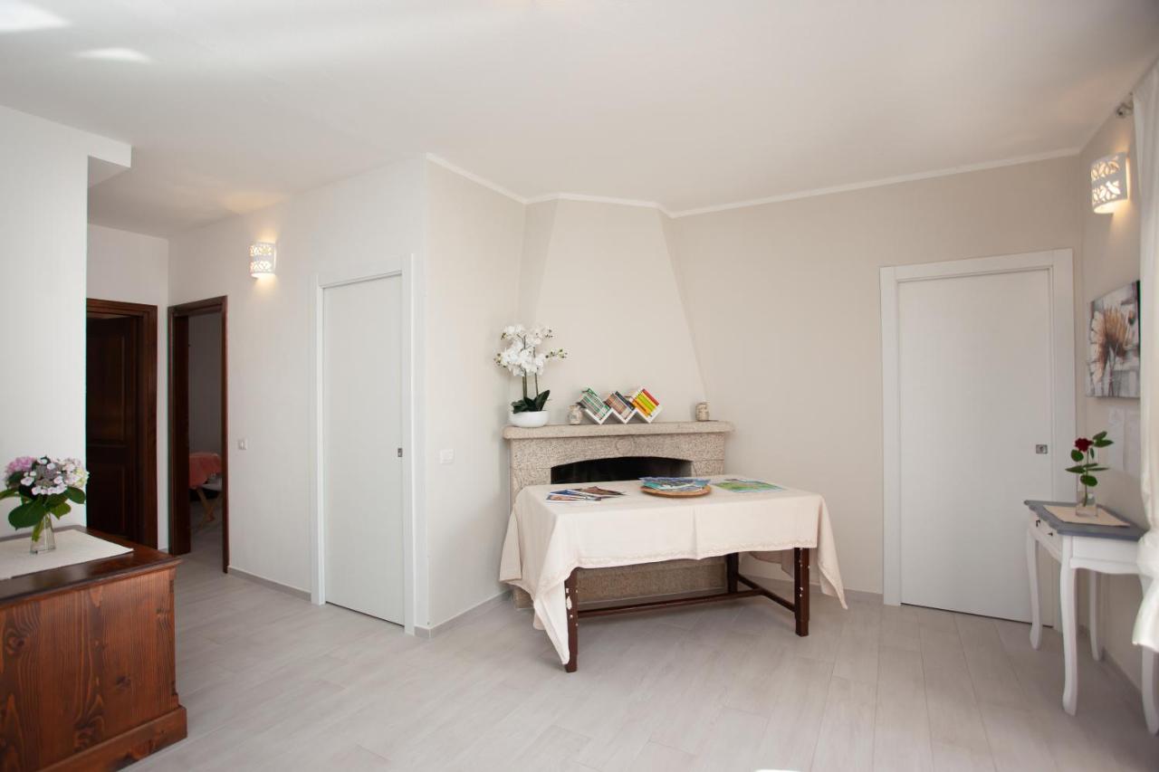B&B Lu Lioni San Teodoro  Extérieur photo