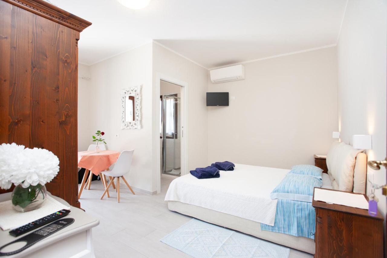 B&B Lu Lioni San Teodoro  Extérieur photo